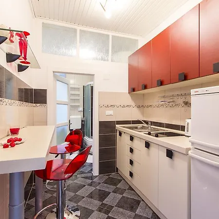 Center Studio Lino Apartment